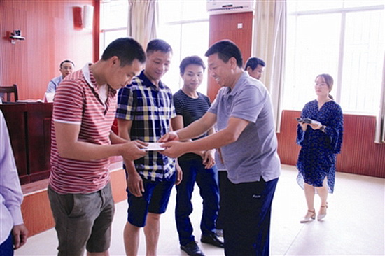 “打工课堂”为农民工拓宽脱贫致富路