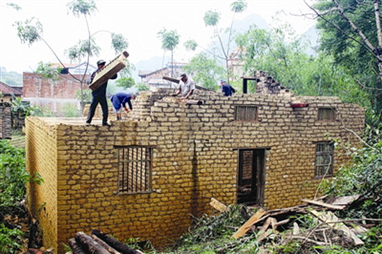 罗城实施农村危房大改造 解决群众住房难题