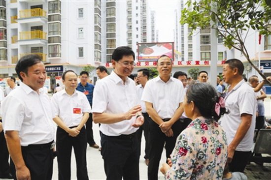 蓝天立：补齐短板发展产业优化服务 助力打赢打好脱贫攻坚战