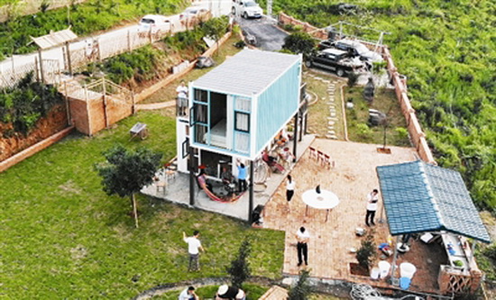 9个仫佬青年的“田园梦”