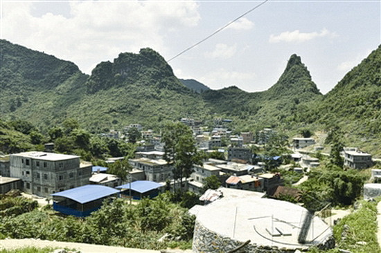 大化：千山万弄间 新房拔地起