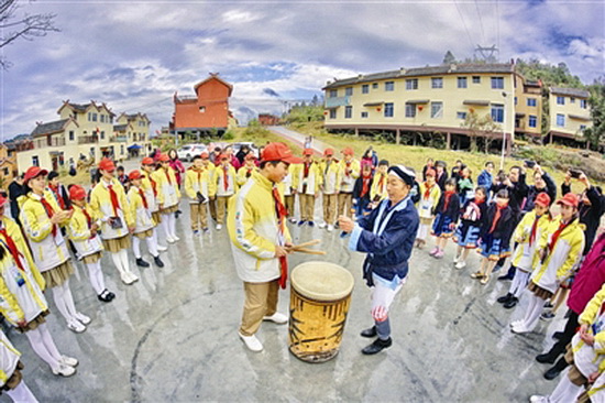 聚焦脱贫攻坚 感受山乡巨变