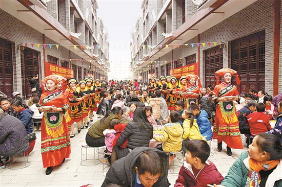 大化10多个易地扶贫安置点举行首届邻里节活动