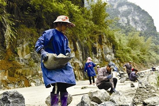 升级改造乡村公路