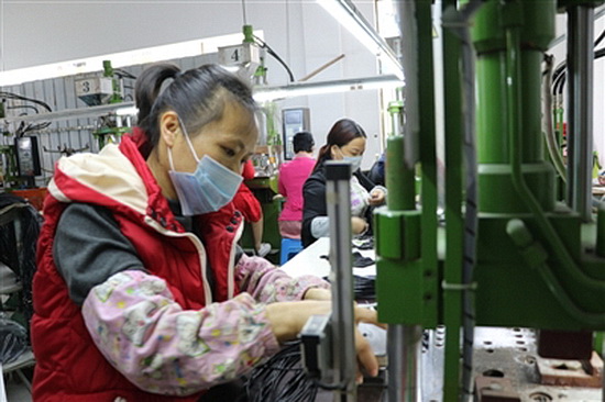 加快复工复产 促进群众增收