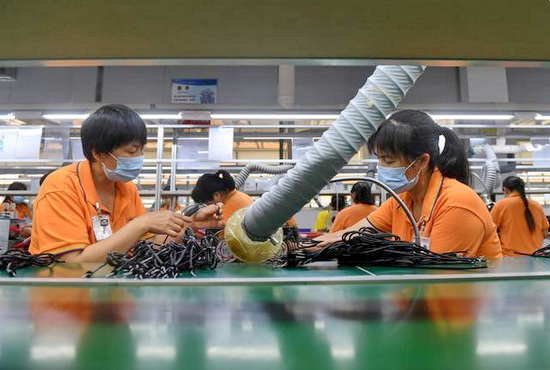 广西东兰：复工复产促就业