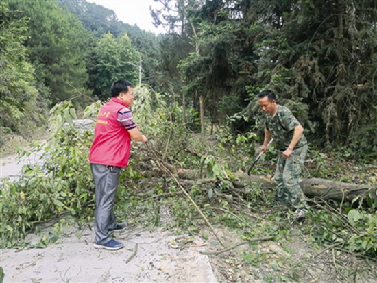 临时岗位助脱贫