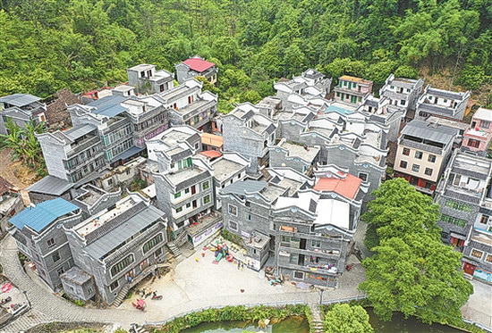 总书记的深情牵挂 毛南族的幸福时光